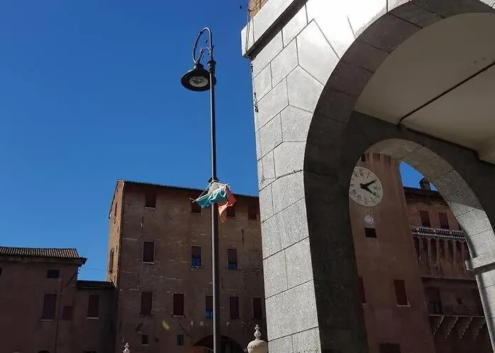 A Due Passi Dal Castello Appartement