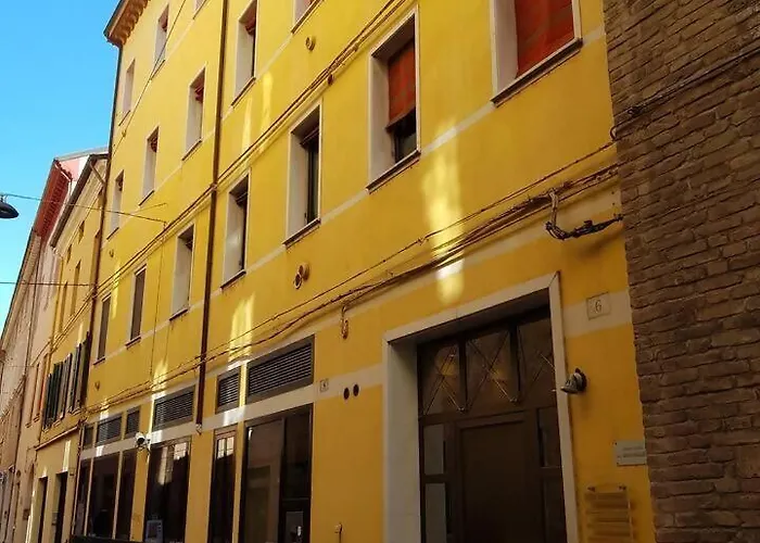 Appartement A Due Passi Dal Castello Ferrare