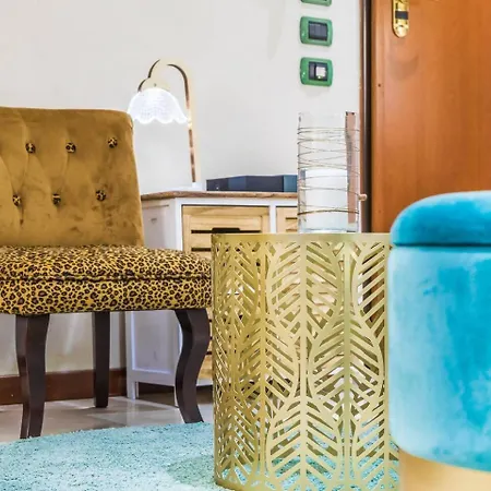 A Due Passi Dal Castello