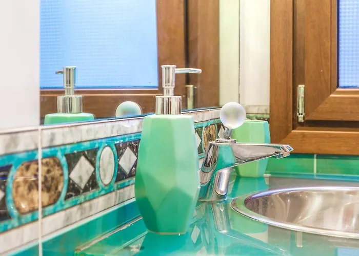 A Due Passi Dal Castello Daire *